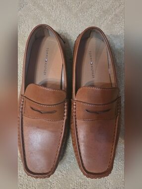 Tommy Hilfiger Men's Brown Leather Penny Loafers